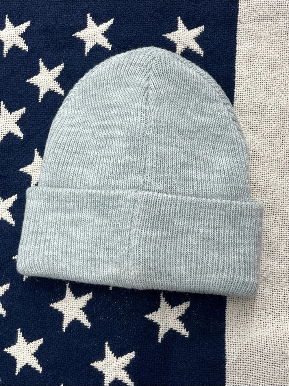 PINK Victoria's Secret Light Gray Knit Cuffed Beanie - Women's Winter Hat